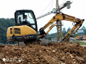 鞍山挖机培训基地