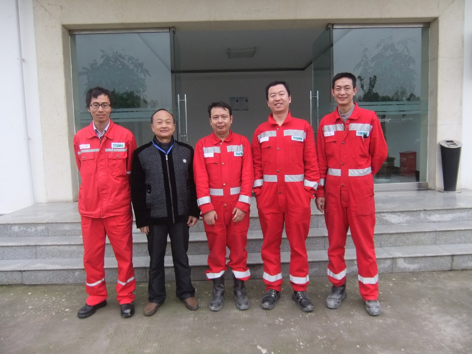 01.jpg